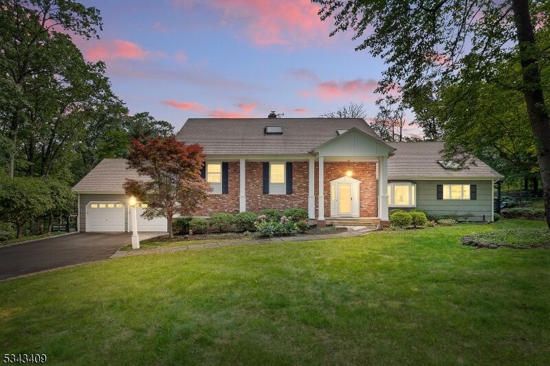 Property Photo:  149 Knollwood Dr  NJ 07069 