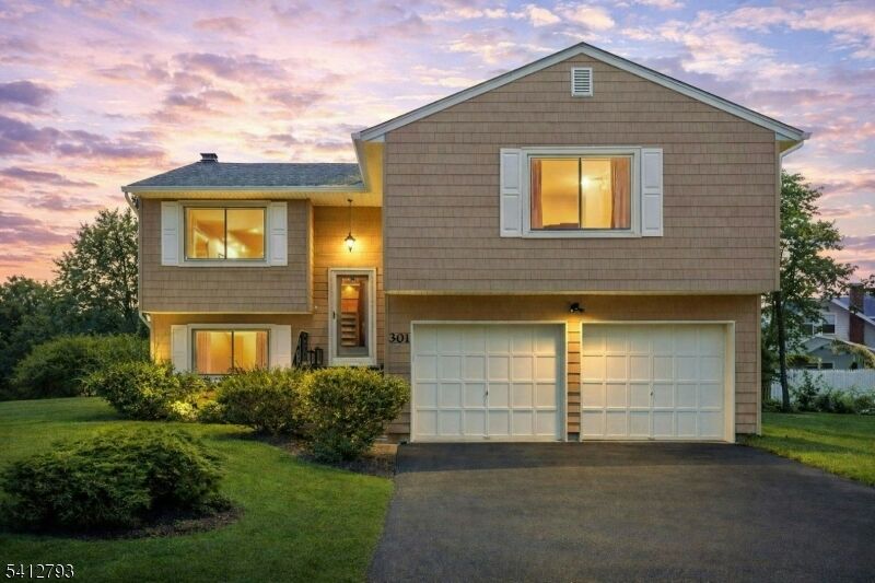 Property Photo:  301 John Street  NJ 07090 