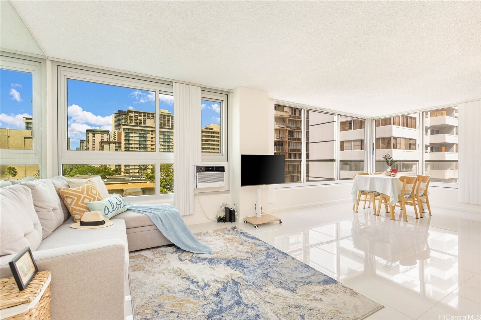 Property Photo:  2421 Tusitala Street 602  HI 96815 
