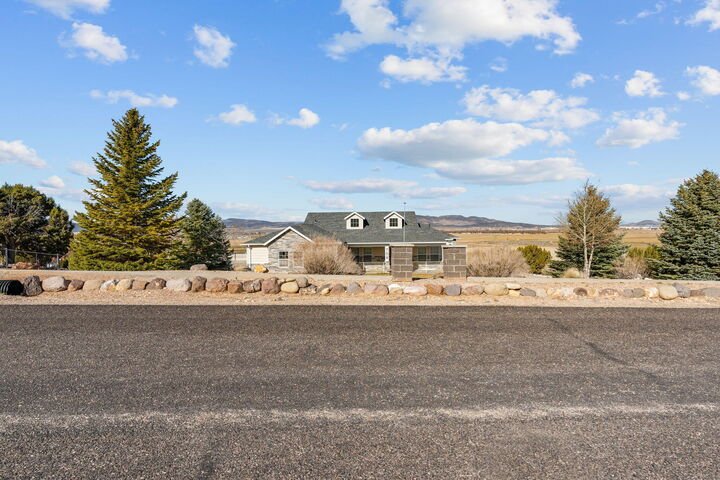 Property Photo:  758 S Panorama Dr  UT 84720 