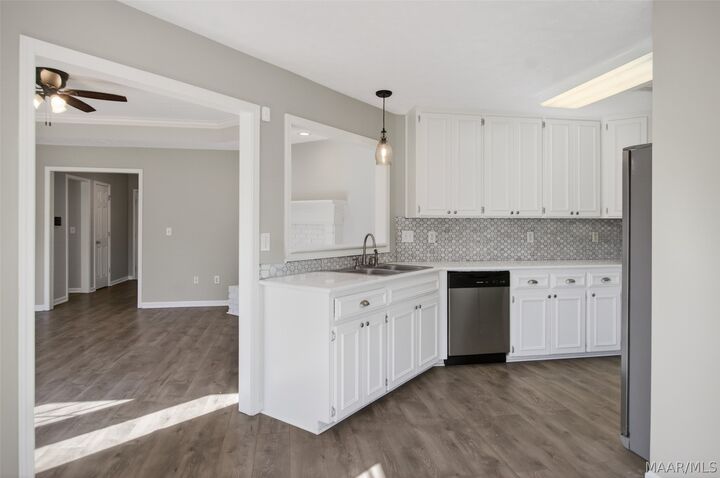 Property Photo:  731 Stableway Road  AL 36064 