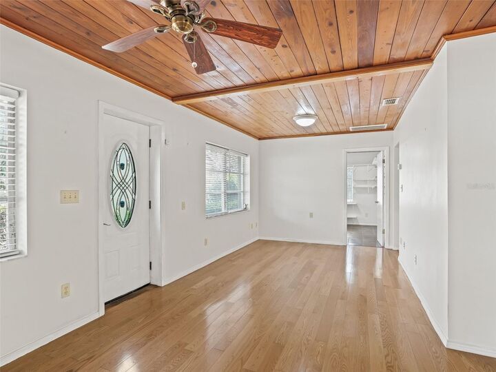 Property Photo:  8701 Cr 647 S  FL 33513 