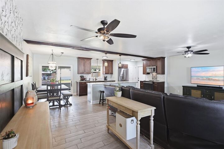 Property Photo:  135 Caracas Road  FL 32713 