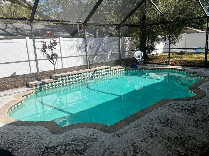 Property Photo:  200 Arbor Drive W  FL 34683 
