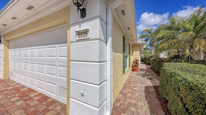 Property Photo:  5926 Benevento Drive  FL 34238 