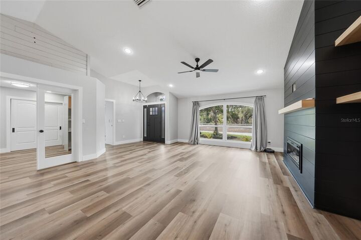 Property Photo:  5373 Mandrake Terrace  FL 34291 