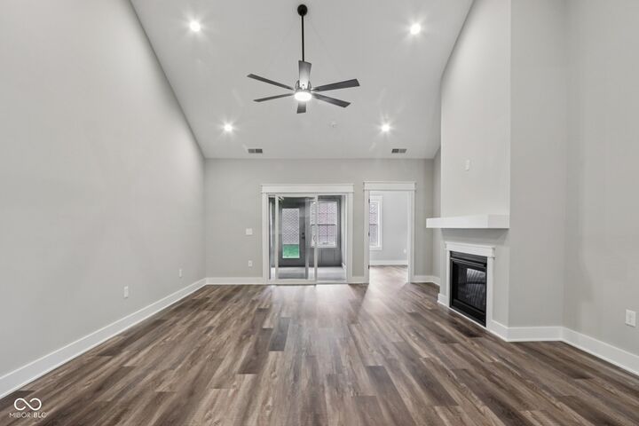 Property Photo:  2843 Grandview Lane  IN 46143 