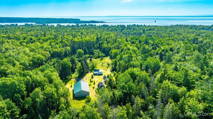 Property Photo:  25649 Portage Entry Road  MI 49916 