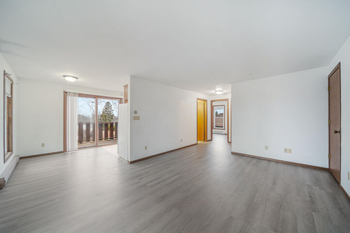 Property Photo: 3901 Country Pl C WI 53081