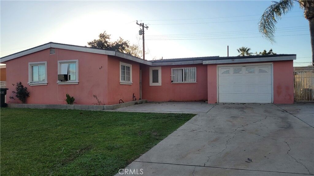 Property Photo:  421 Dalesford  CA 91744 