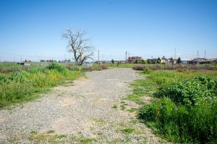 Property Photo:  9216 Florin Road  CA 95829 