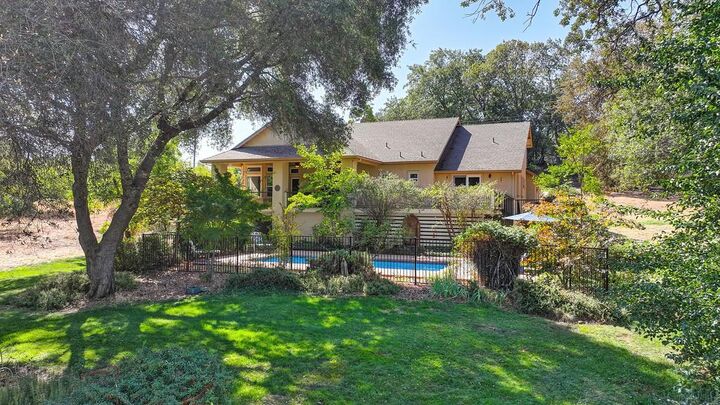 Property Photo:  3501 Walnut Hill Drive  CA 95614 