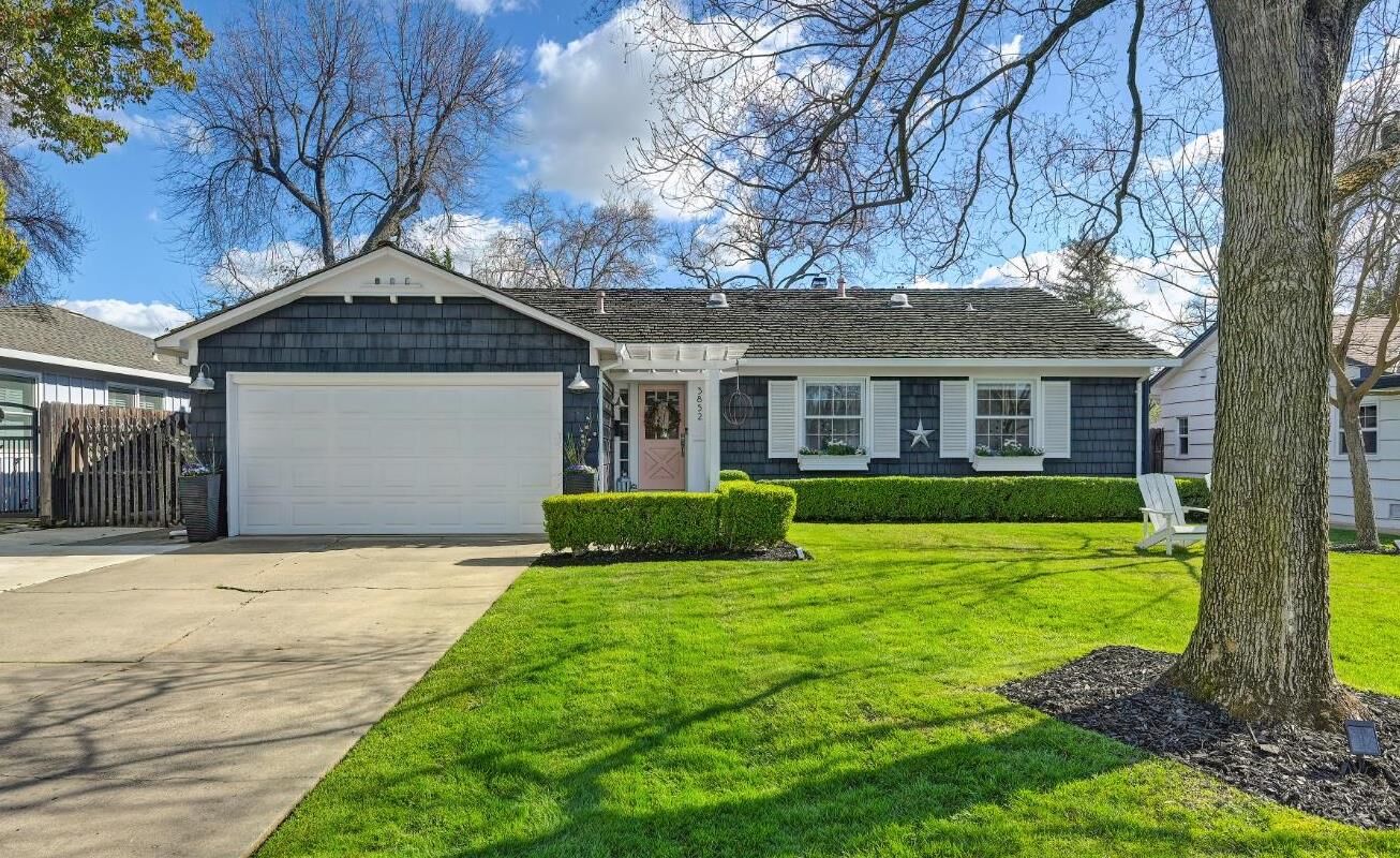 Property Photo:  3852 El Ricon Way  CA 95864 