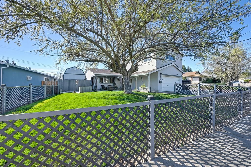 Property Photo: 6212 Wildomar Way CA 95608