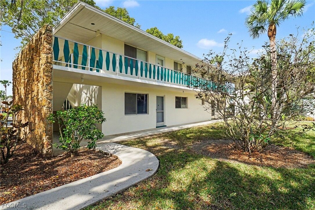 Property Photo:  349 Joel Boulevard 101  FL 33936 