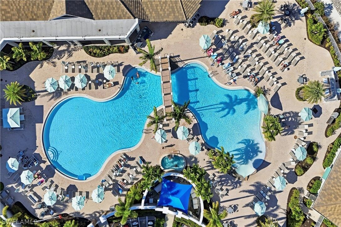 Property Photo:  9328 Fieldstone Lane  FL 34120 