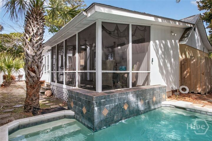 Property Photo:  203 7th Street  GA 31328 