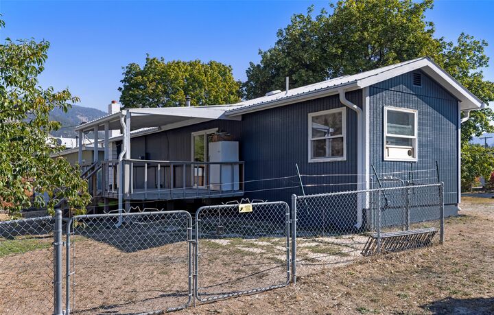 Property Photo:  500 3rd Avenue E  MT 59872 