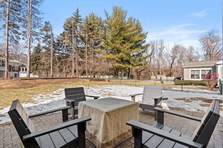 Property Photo:  7320 Hunters Run  MN 55346 