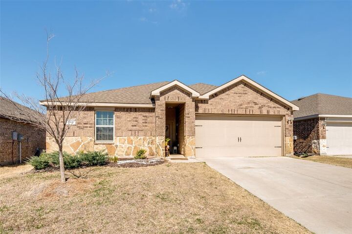 Property Photo:  841 Glover Drive  TX 76227 