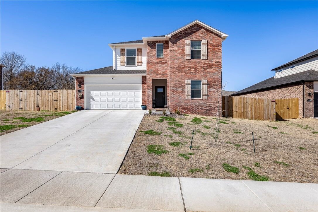 Property Photo:  1984 Larkspur Street  AR 72762 
