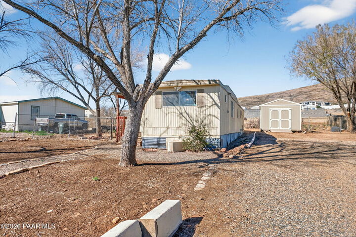 Property Photo:  2740 N Kings Hwy West  AZ 86314 