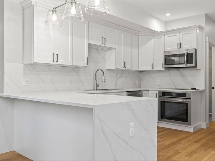 Property Photo:  60 Stanley Street 101  MA 02125 