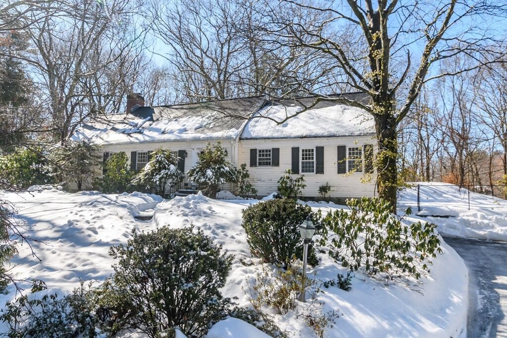 Property Photo:  162 Hampshire Rd  MA 02481 
