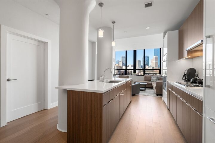 Property Photo:  100 Shawmut Ave 302  MA 02118 