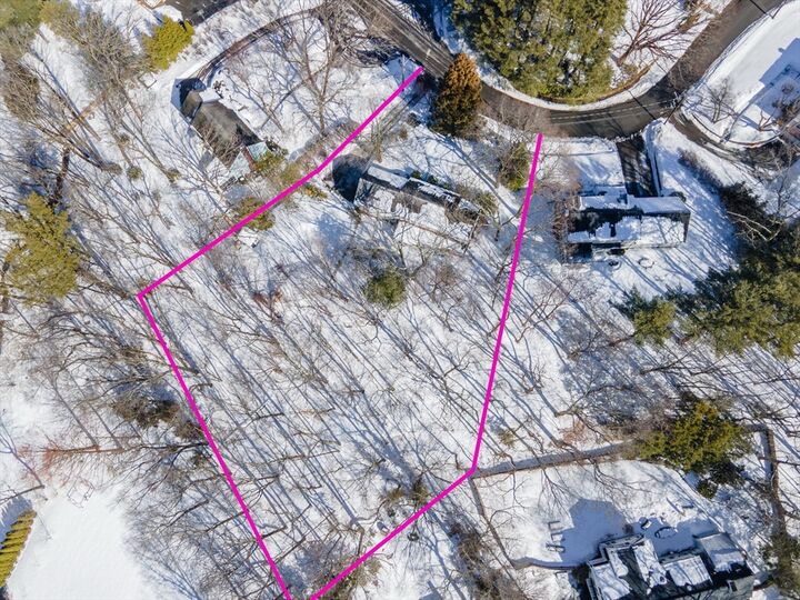 Property Photo:  162 Hampshire Rd  MA 02481 