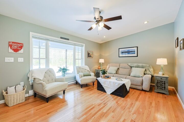 Property Photo:  8 Wallis St  MA 01516 