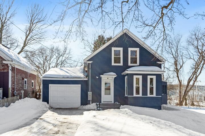 Property Photo:  29 Bradstreet Ave  MA 01835 