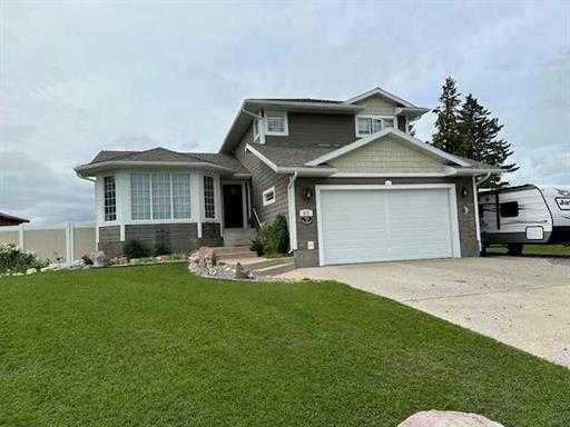 Property Photo: 623 2nd Street E AB T0K 0K0