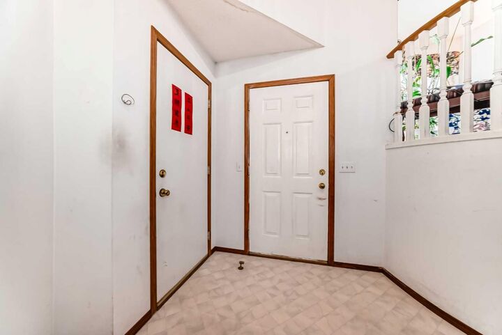 Property Photo: 28 Harvest Oak Drive NE AB T3K 4E2