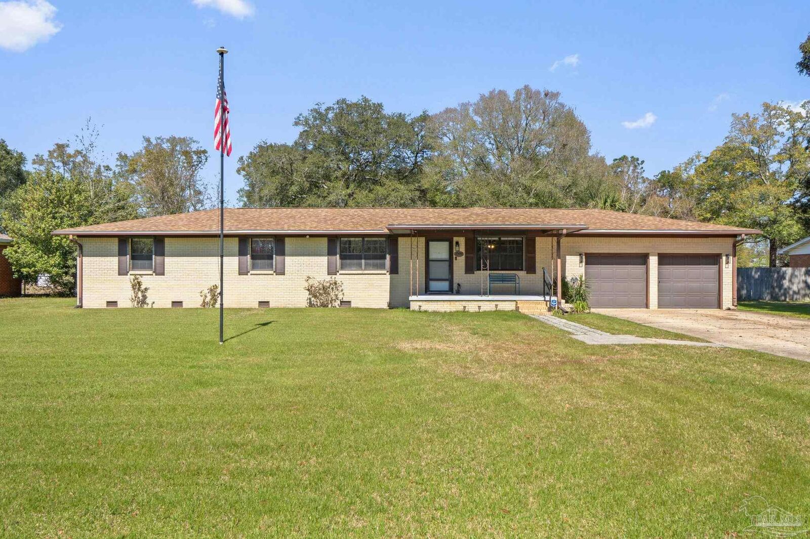 Property Photo:  2500 E Burgess Rd  FL 32504 