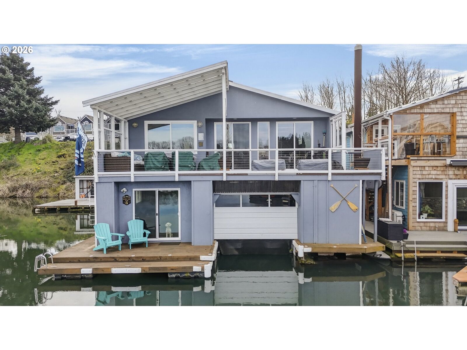 Property Photo: 429 N Bridgeton Rd 2 OR 97217