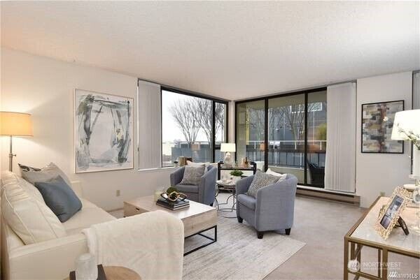 Property Photo: 2201 3rd Avenue 804 WA 98121