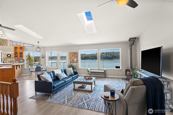 Property Photo:  91 E Franjo Beach Drive  WA 98584 