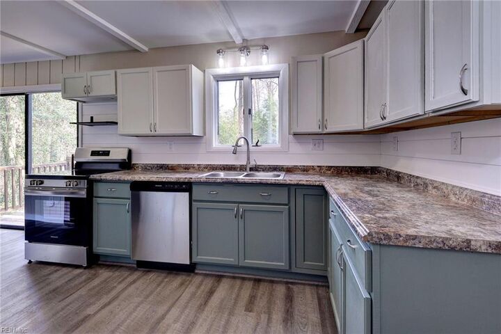 Property Photo:  130 Norman Davis Dr  VA 23168 