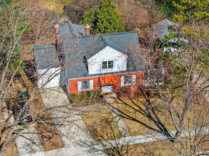 Property Photo:  3534 Heather Crest  WI 53705 