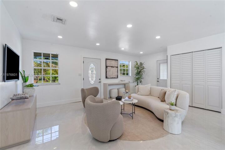 Property Photo:  1360 SW 6th Ter  FL 33441 