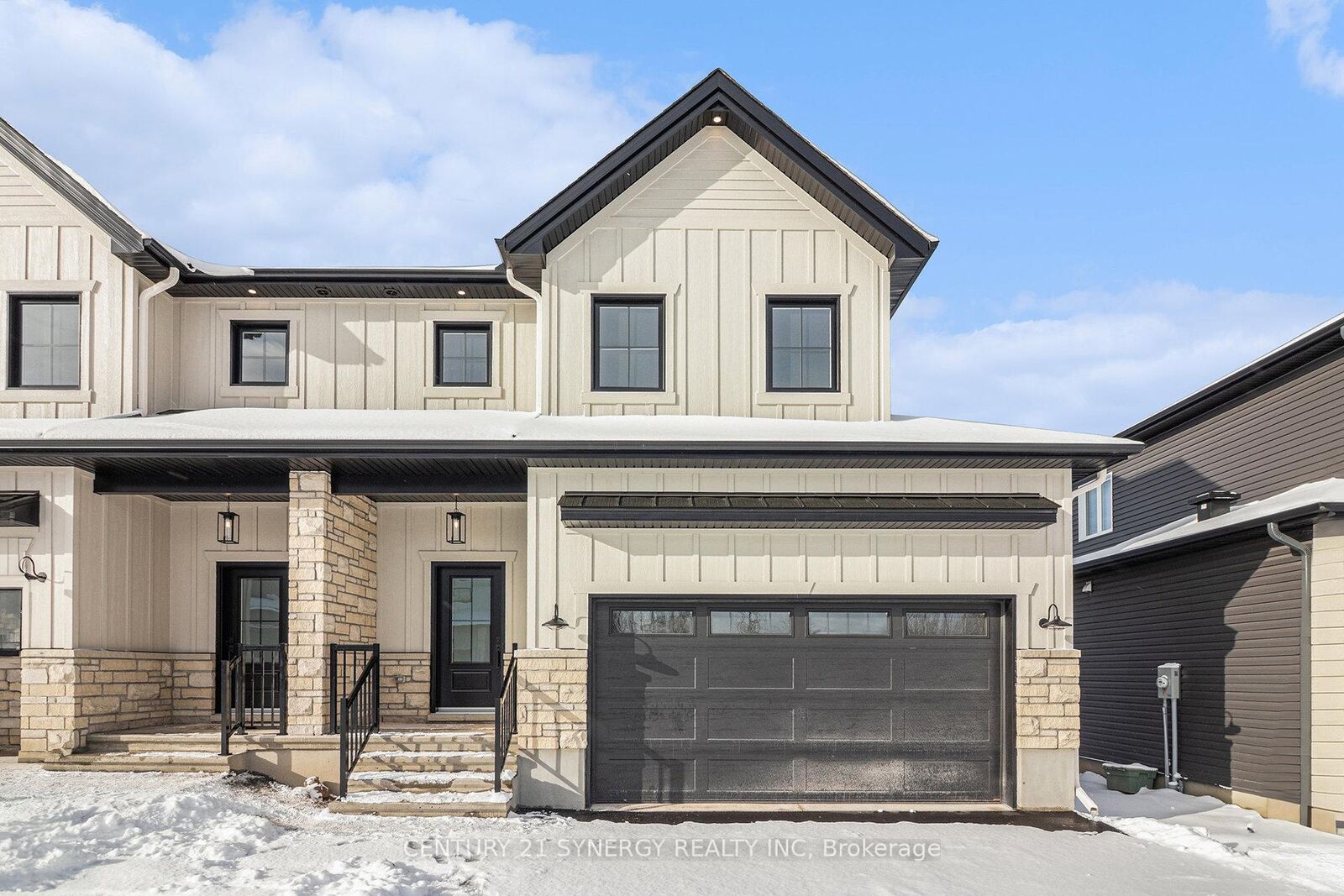 Property Photo:  85 Villeneuve Street  ON K0C 1W0 