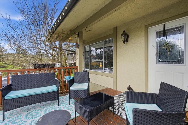 Property Photo:  661 Marlisa Pl  BC V9B 4Y8 