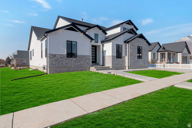 Property Photo: 2672 E 360 S Mrvl09 UT 84660