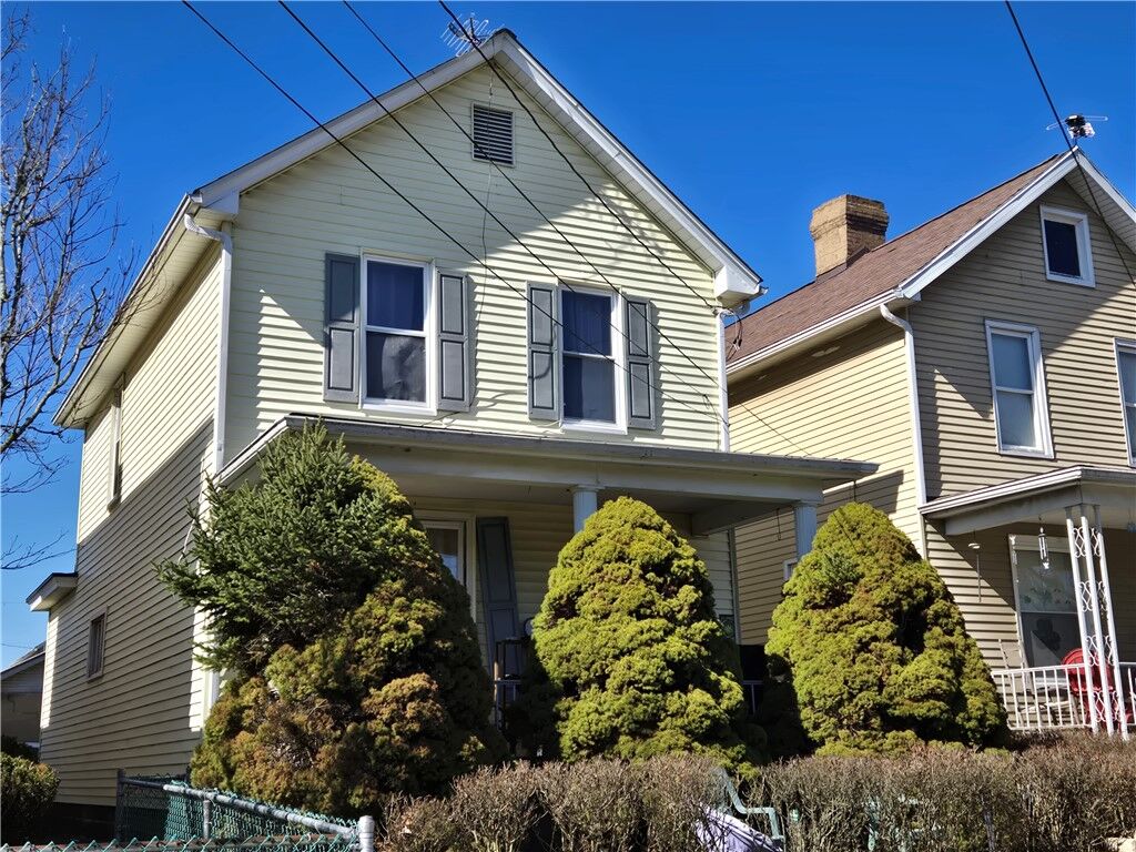 Property Photo:  614 Howard St  PA 15417 