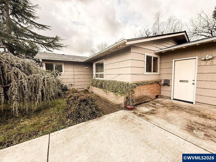 1730 NW Menlo Dr, Corvallis