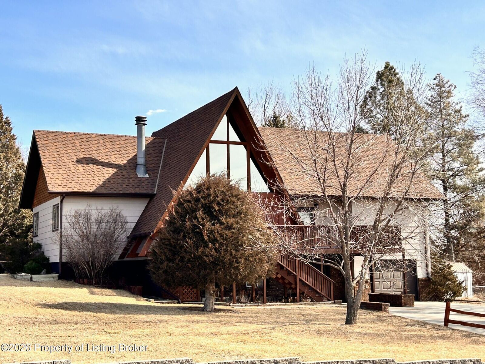 Property Photo:  11 9th Avenue SW  ND 58623 