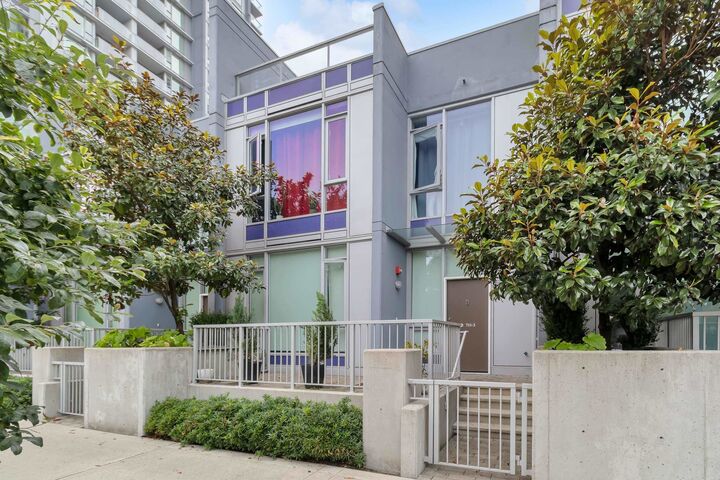 13720 100 Avenue Th3 — photo 1