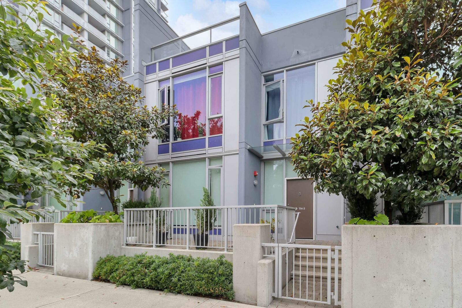 Property Photo: 13720 100 Avenue Th3 BC V3T 0L5