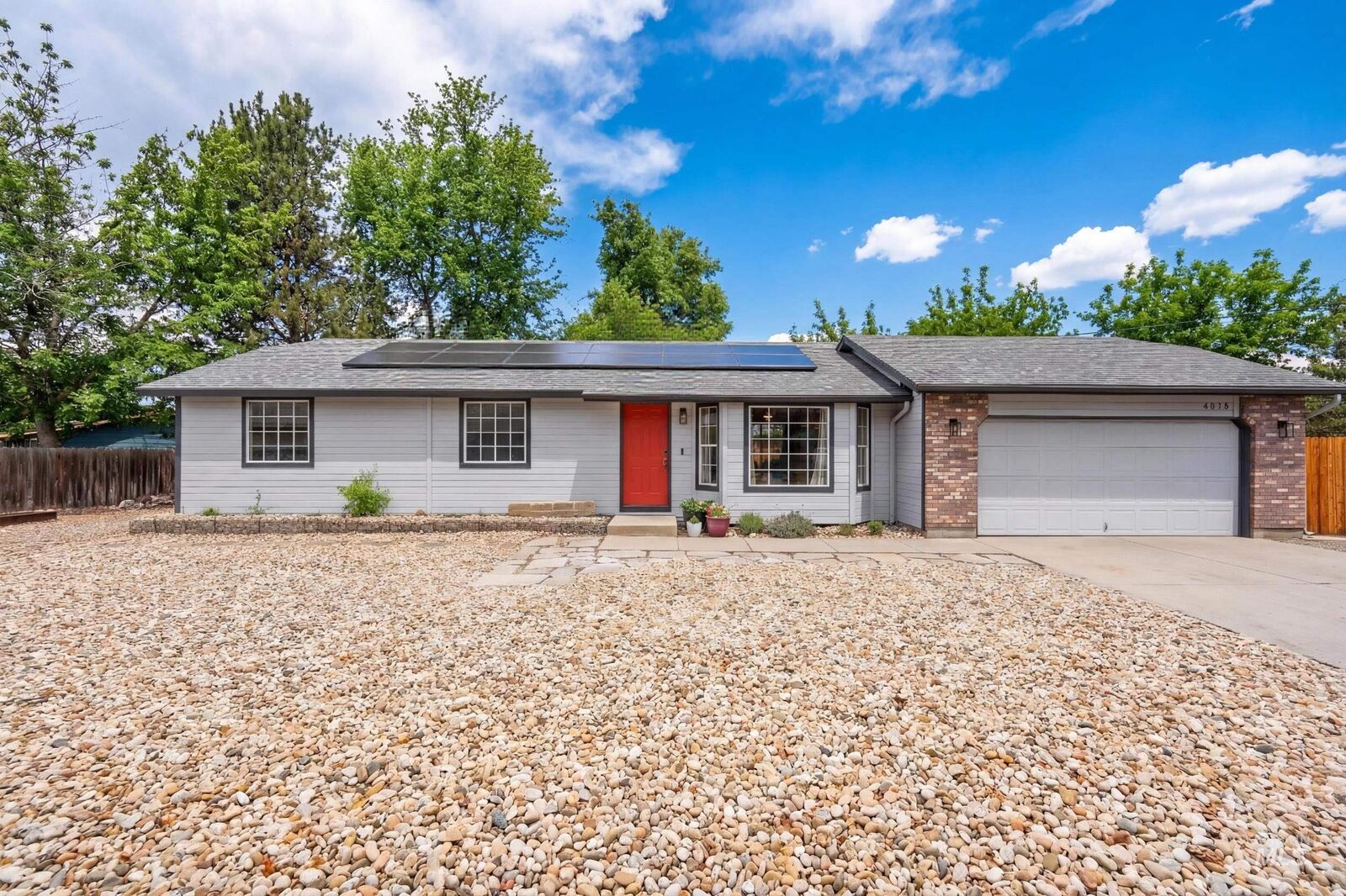 Property Photo:  4976 W Willow Ln  ID 83703 